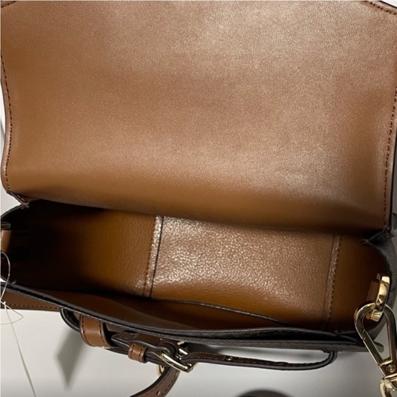 NWT Michael Kors Bag. Buyers appreciation for mystery beauty bag purchas… - Picture 3 of 7